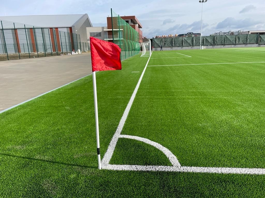 Fotbalové hřiště s umělým povrchem a certifikací FIFA ve slovenské Trnavě